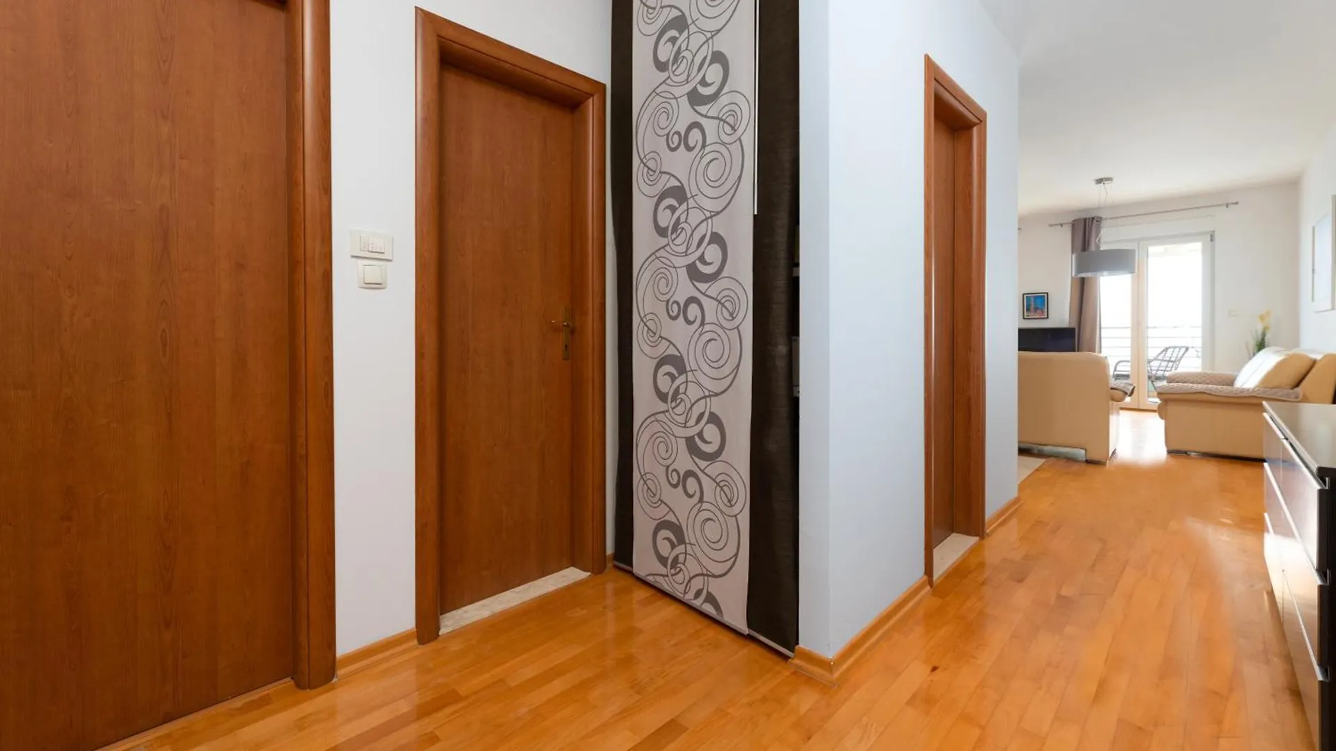Apartment Jolie III Split 0*,  Croatia